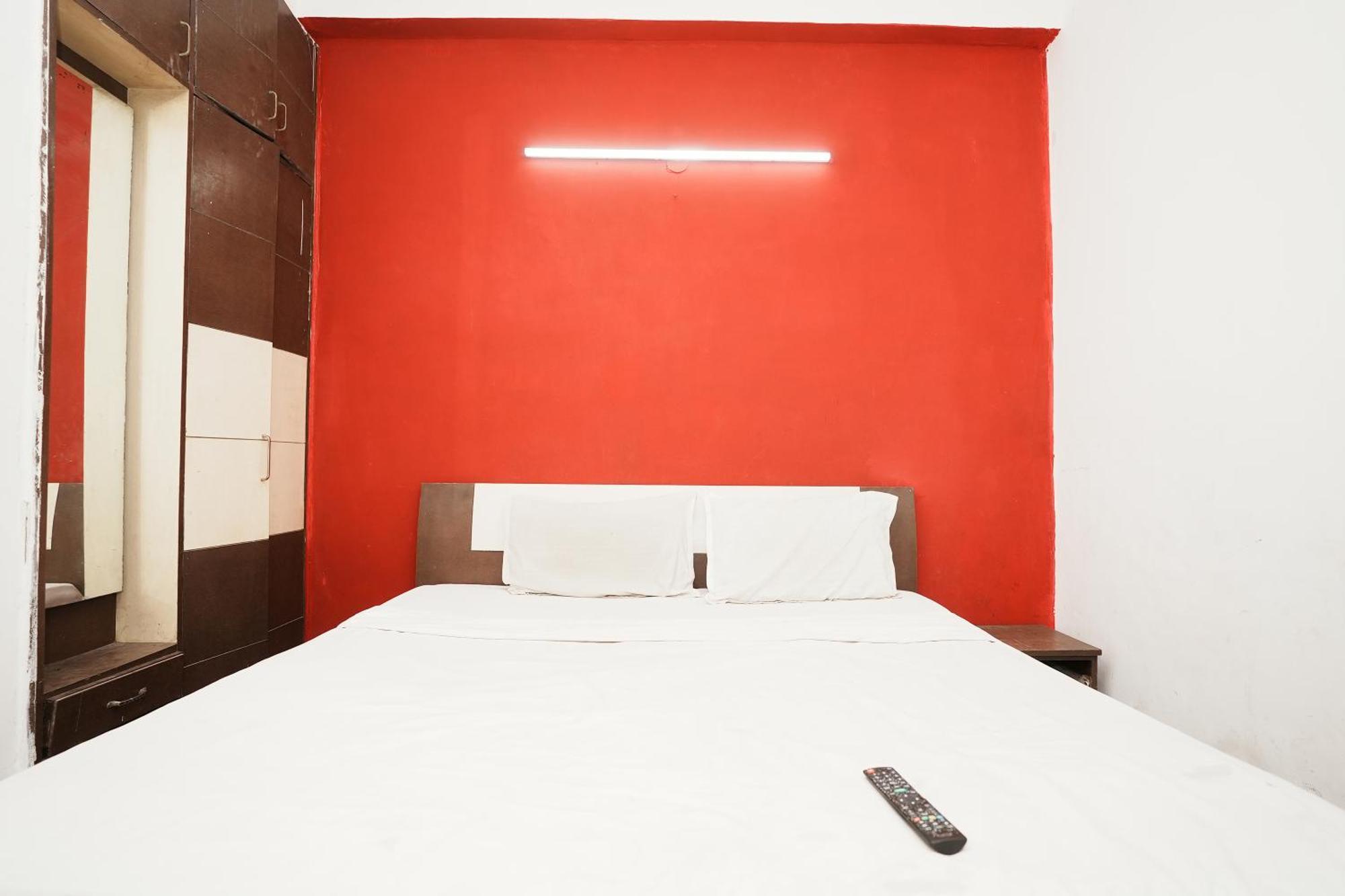 Hotel Sunrise Moon Nowe Delhi Zewnętrze zdjęcie