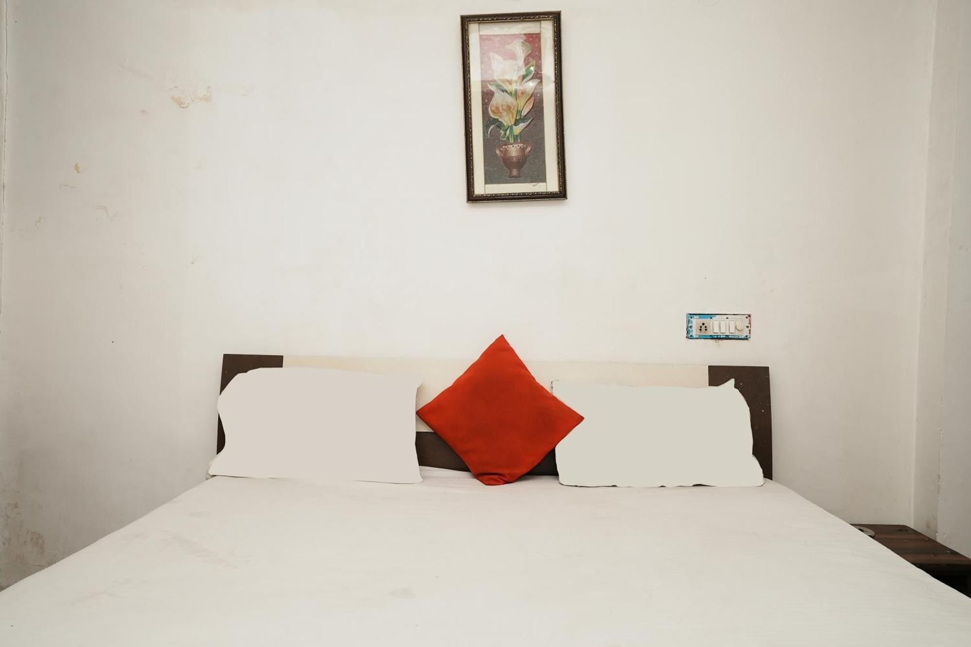 Hotel Sunrise Moon Nowe Delhi Zewnętrze zdjęcie